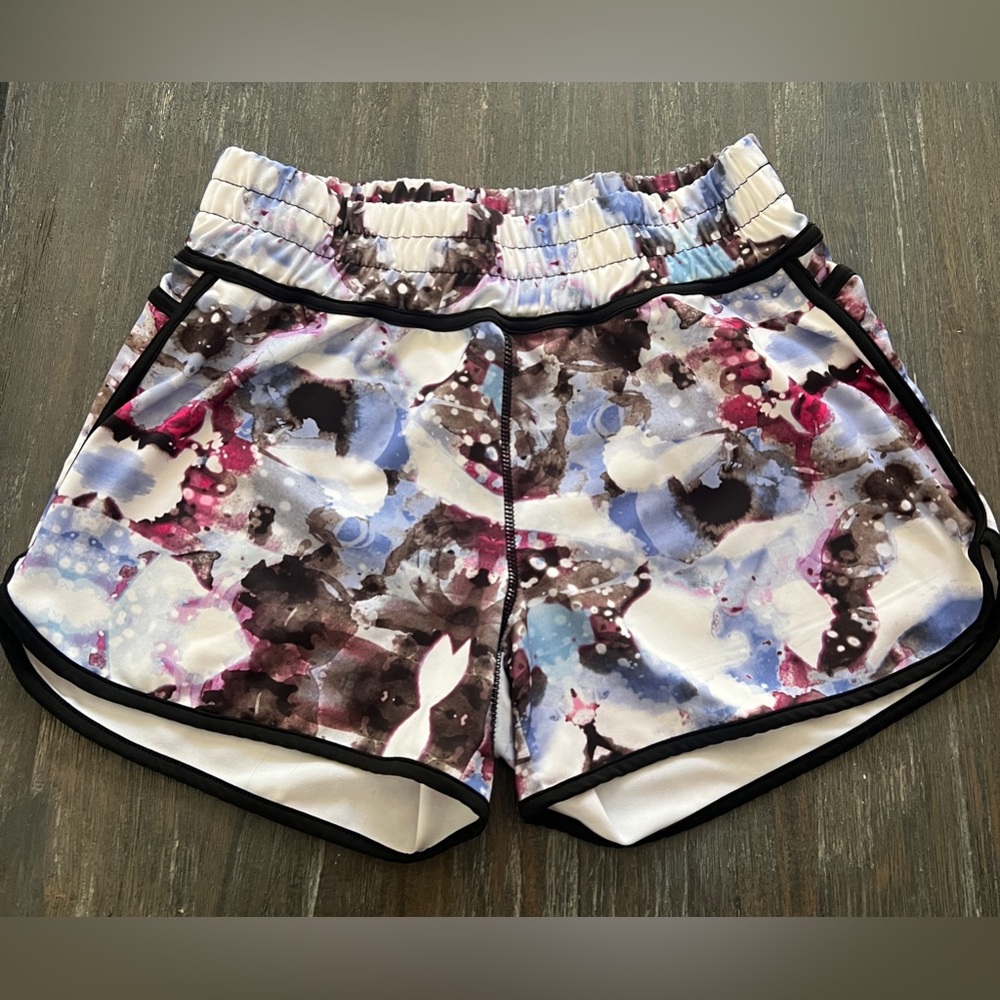 Sans Fifth Ave Blue athletic shorts , size S